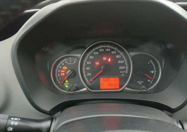 Toyota Yaris cena 43900 przebieg: 93000, rok produkcji 2017 z Radom małe 466